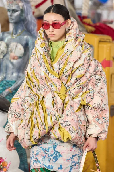 Look 152